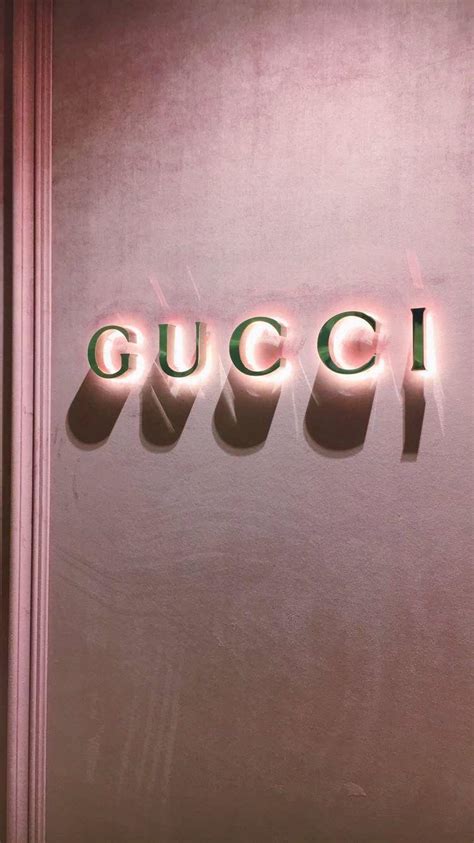 gucci aesthetic wallpaper laptop